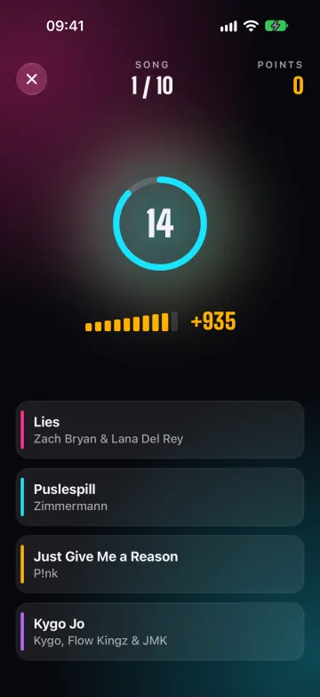 Tunequiz on iPhone: a song playing with the 15-second clock and four answers
